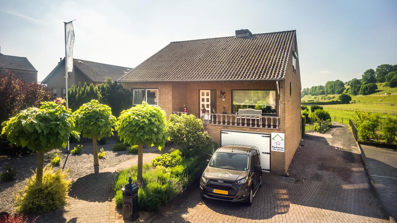Panorama Sousberg B&B En Appartementen Schin op Geul Eksteriør billede